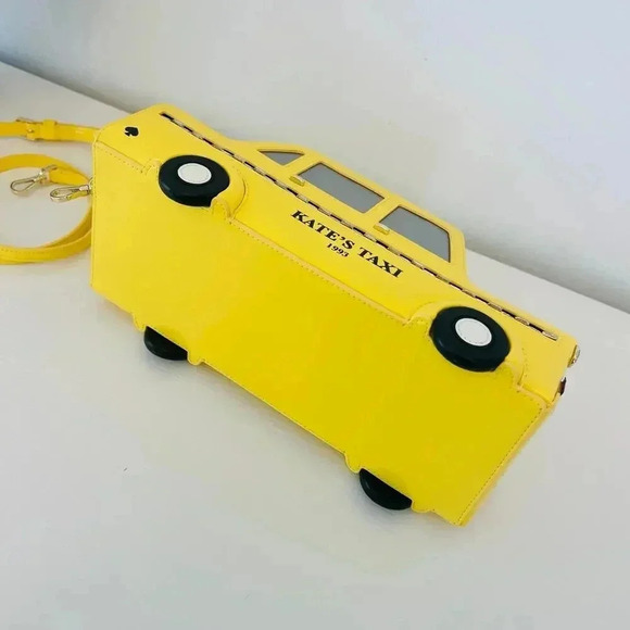 Kate Spade Purse NYC Big Apple 3D Taxi Crossbody Bag - Picture 6 of 12